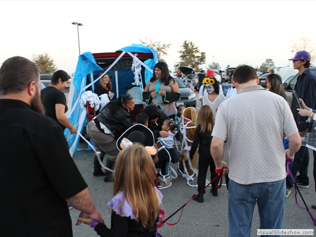 Trunk-or-Treat_095